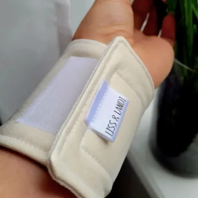 Wrist1__96702